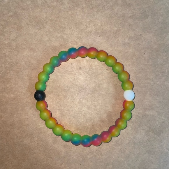 Make-A-Wish Lokai (AUTHENTIC) - Picture 2 of 2